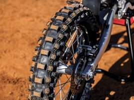 25YM-Honda-CRF450R-53