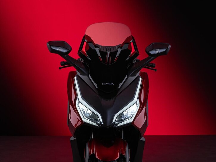 25YM NSS350 Forza Carnelian Red Metallic R296M 009