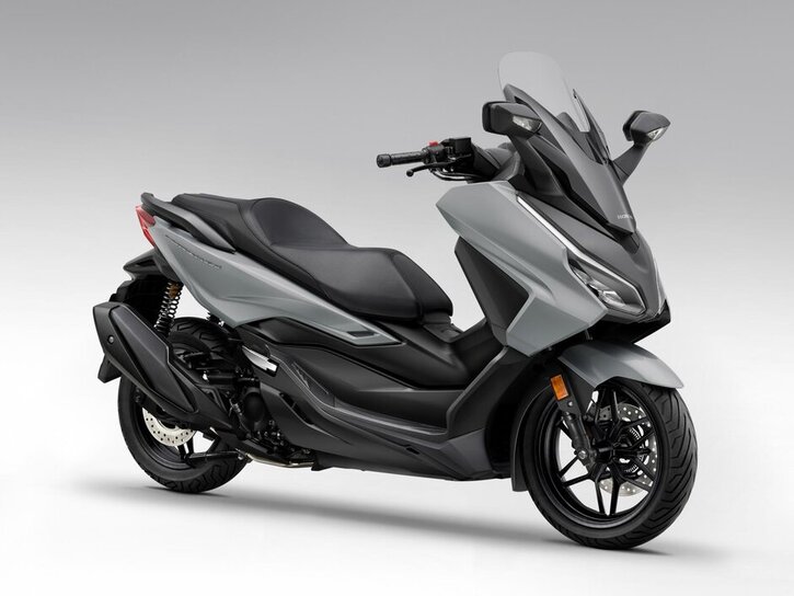 25YM NSS350 Forza Pearl Falcon Gray NHC61 002