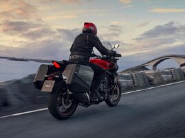 26YM 01 CB1000GT R380 GrandPrixRed aws 15