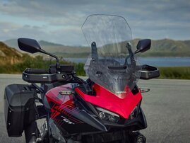 26YM 01 CB1000GT R380 GrandPrixRed aws 31