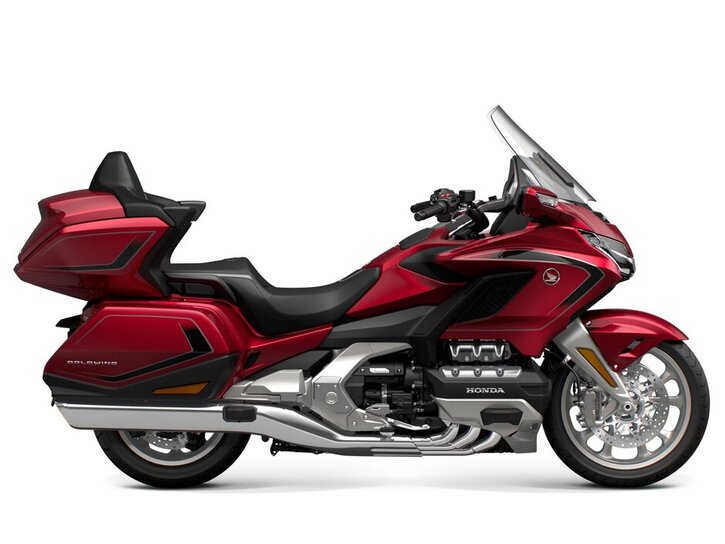 26YM 02 Goldwing Tour DCTAirBag R-367C Candy Ardent Red Silver Trim Silver Head aws 01