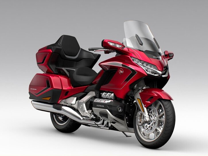 26YM 02 Goldwing Tour DCTAirBag R-367C Candy Ardent Red Silver Trim Silver Head aws 03