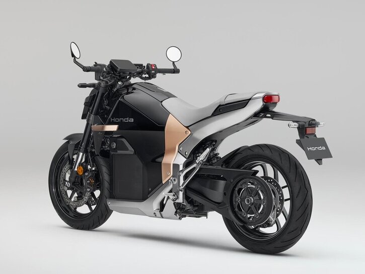 26YM Honda WN7 Graphite Black 005