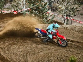 27YM CRF250R Extreme Red dam 008