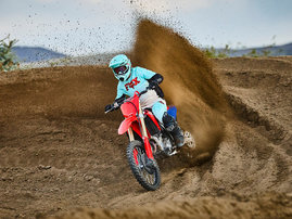 27YM CRF250R Extreme Red dam 011
