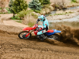 27YM CRF250R Extreme Red dam 016