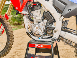 27YM CRF250R Extreme Red dam 027