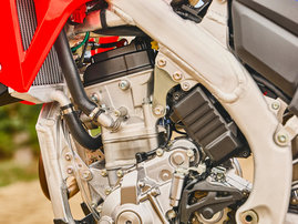 27YM CRF250R Extreme Red dam 038
