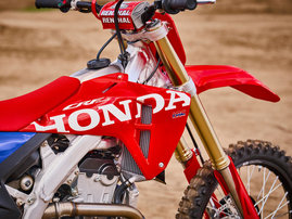 27YM CRF250R Extreme Red dam 042