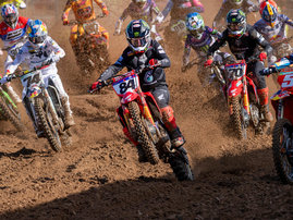 26YM-CRF450R-HRC-Jeffrey-Herlings-aws-013