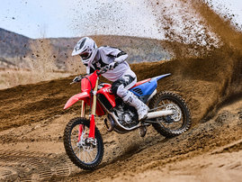 27YM CRF450R Extreme Red dam 008