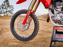 27YM CRF450R Extreme Red dam 027