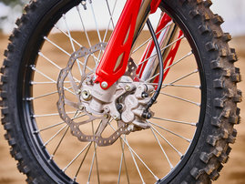 27YM CRF450R Extreme Red dam 028